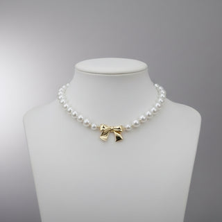 Bow And Pearls Necklace